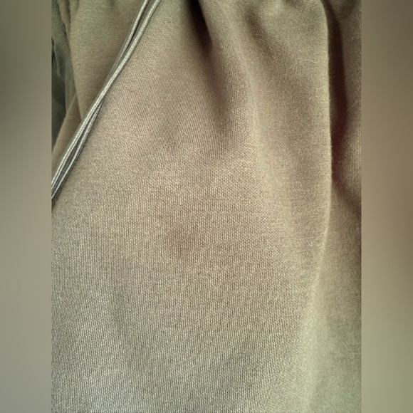 Athleta Triumph Hybrid Sweatshirt - Picture 7 of 8